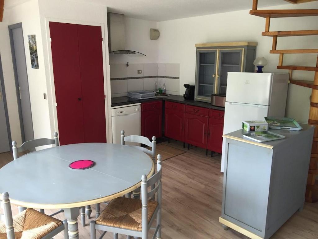 Appartement Sur Le Bord Du Lac De Fabreges لارونس المظهر الخارجي الصورة